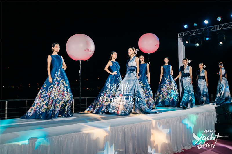 原創(chuàng)品牌服裝發(fā)布會(huì)